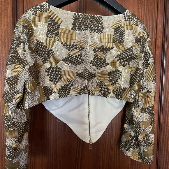 Crop beaded blazer. Size 6, made in India. In a very good condition. - Picture 3 of 6